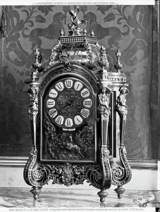 Stampa con cornice : Orologio in tartaruga con decorazioni bronzee