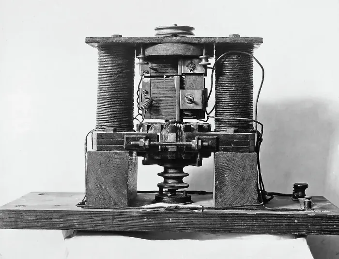 Gerahmter Druck : Exposition der Geschichte der Naturwissenschaften Gerahmter Druck : Exposition der Geschichte der Naturwissenschaften