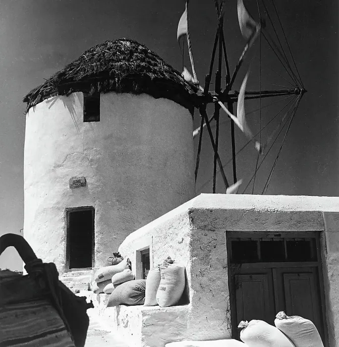 Stampa con cornice : Mulino a vento in Grecia