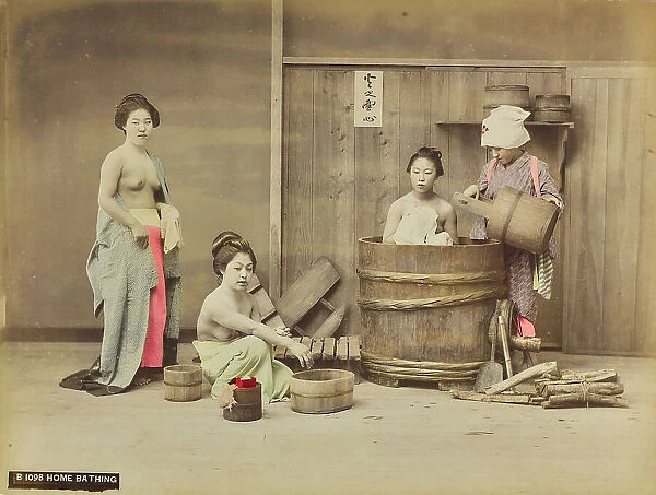 Young Japanese women while bathing, Japanese