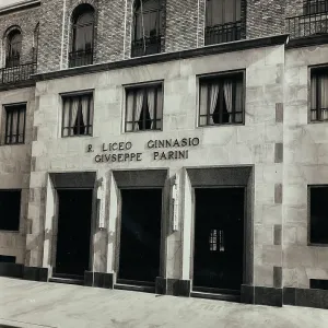 Facciata del Reale Liceo Ginnasio Giuseppe Parini