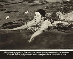 Images Dated 12th June 2008: 1936 Berlin Olympic Games: the young swimmer Martha Geneger establishes a new record in 200 meters