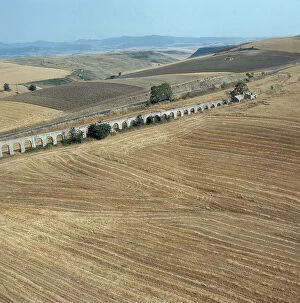 Images Dated 20th December 2007: Aerial view of the aqueduct of Tarquinia