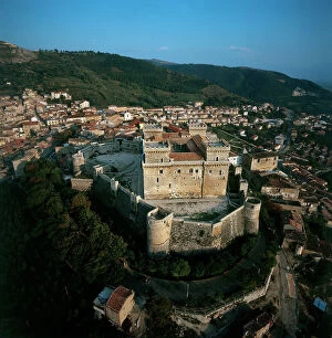 Images Dated 2nd October 2009: Aerial view of the Castle of Celano