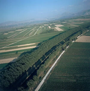 Images Dated 10th December 2007: Aerial view of the Fucino countryside