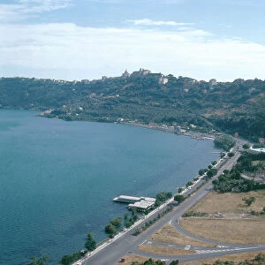 Images Dated 18th December 2007: Aerial view of Lake Albano