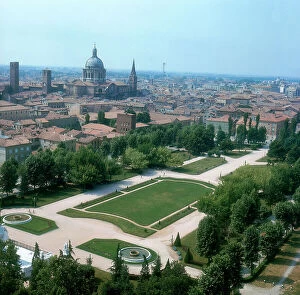 Images Dated 30th November 2006: Aerial view of Mantua