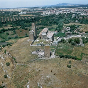 Images Dated 27th December 2007: Aerial view of Tuscania