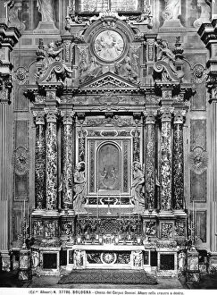 Images Dated 17th April 2012: Altar located in the cross of the right transept, Church of Corpus Domini, also called la Santa