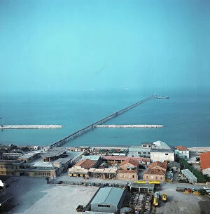 Images Dated 23rd January 2007: Ancona: industrial zone
