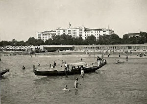Images Dated 7th April 2010: Animated view of the Grand Hotel des Bains, Venice Lido