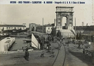 Images Dated 12th August 2011: Animated View of the Trajan and Clementino Arch, Ancona