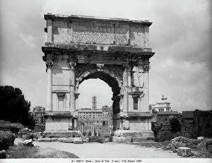 Images Dated 9th August 2011: Arch of Titus, Roman Forum, Rome