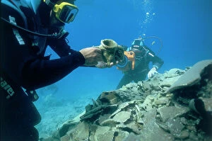 Images Dated 22nd February 2008: Archaeological discoveries along the bottom of the Aegean Sea