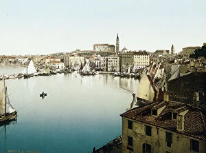 Images Dated 28th March 2008: Attractive view of the city and harbour of Piran