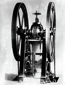 Images Dated 22nd September 2006: Barsanti-Matteucci vertical motor. The apparatus shows the first industrial combustion engine