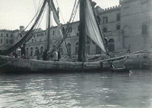 Images Dated 14th September 2006: A boat in the port of Anzio