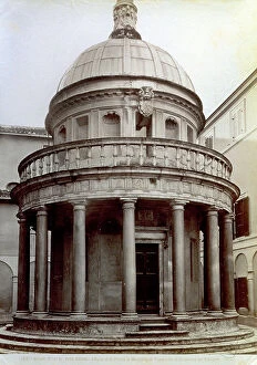 Images Dated 17th April 2012: Bramante's Tempietto in the courtyard of San Pietro in Montorio, in Rome