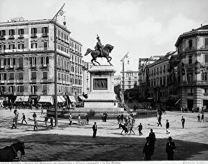 Images Dated 18th November 2011: Busy view of Piazza del Municipio in Naples with the monument to Vittorio Emanuele in the center