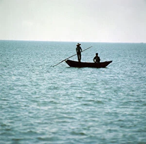 Images Dated 30th October 2009: Canton. Sampan for fishing oysters in the bay of Canton