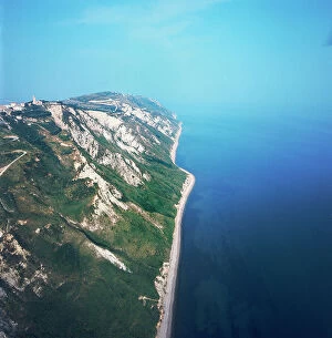 Images Dated 22nd January 2007: Cape Conero, Ancona