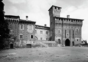 Images Dated 6th February 2006: The Castello di Pozzolo Formigaro, in Alessandria