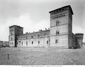 Images Dated 20th December 2012: Castle of Pandino, province of Cremona