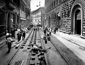 Images Dated 16th September 2009: Via Cavour, in Florence, being paved. On the right, Palazzo Medici-Riccardi