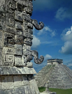 Images Dated 27th May 2011: Chichen Itza: the pyramid called 'the castle'
