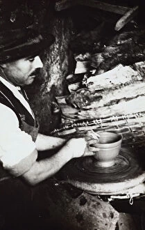 Images Dated 29th April 2011: Clay vase maker