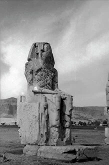 Images Dated 8th September 2011: Colossi of Memnon (1350 BC): giant statues near the Valley of the Kings, Thebes (ancient Luxor)