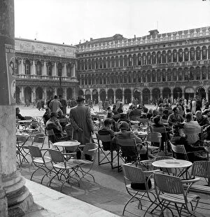 Images Dated 4th May 2010: Crowd sitting at tables of a bar in Piazza San Marco, Venice