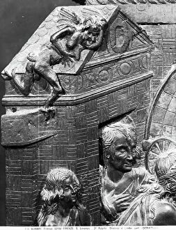 Images Dated 9th February 2007: Descent into Limbo; close up with a demon assisting, Donatello's pulpit, Basilica of San Lorenzo