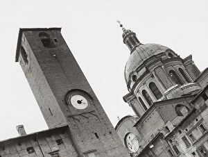 Images Dated 18th September 2003: The dome of the Church of Sant'Andrea and the Torre della Gabbia in Mantua