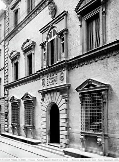 Images Dated 30th October 2009: Front door to of Palazzo Budini Gattai, ex Grifoni, ex Riccardi-Mannelli, Florence