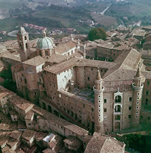 Images Dated 24th January 2007: Ducal Palace of Urbino, Faade of the Towers