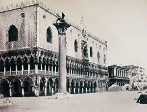 Images Dated 2nd September 2009: Ducal Palace, Venice