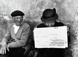 Images Dated 14th December 2009: Elderly couple