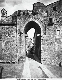 Images Dated 10th December 2010: The Etruscan Porta di San Luca, called Porta Trasimena, in Perugia