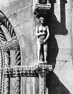 Images Dated 12th September 2003: Eva:Decorative statue of the portal of the cathedral di San Giacomo in Sibenik