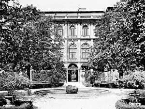 Images Dated 11th January 2007: The back faade and garden of the Palazzo Capponi-Farinola, Florence
