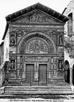 Images Dated 6th April 2012: Faade of the Oratory of San Bernardino in Perugia