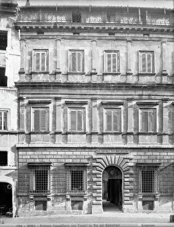 Images Dated 26th July 2006: The faade of Palazzo Capodiferro (today's Palazzo Tonelii), Rome