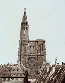 Images Dated 29th March 2011: The facade of the Cathedral of Notre-Dame in Strasbourg