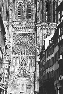 Images Dated 9th May 2003: Detail of the facade of the Cathedral of Notre-Dame in Strasbourg
