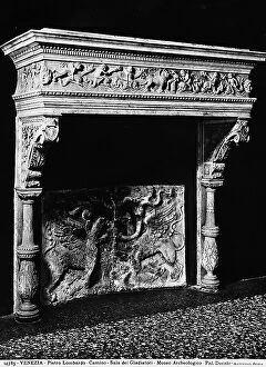 Images Dated 26th May 2010: Fireplace, marble, Lombardo Pietro (1434 ca.-1515), Sala dei Gladiatori