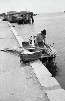 Images Dated 4th May 2010: A fisherman in the lagoon of Venice