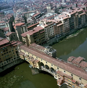 Images Dated 6th October 2006: Florence: Ponte Vecchio