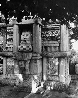 Images Dated 17th September 2003: Fountain with a mask conserved in the Solin in Croatia