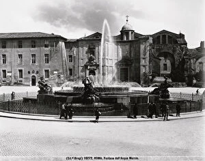 Images Dated 15th March 2005: Fountain of the Naiads or Acqua Marcia in Piazza della Repubblica, Rome